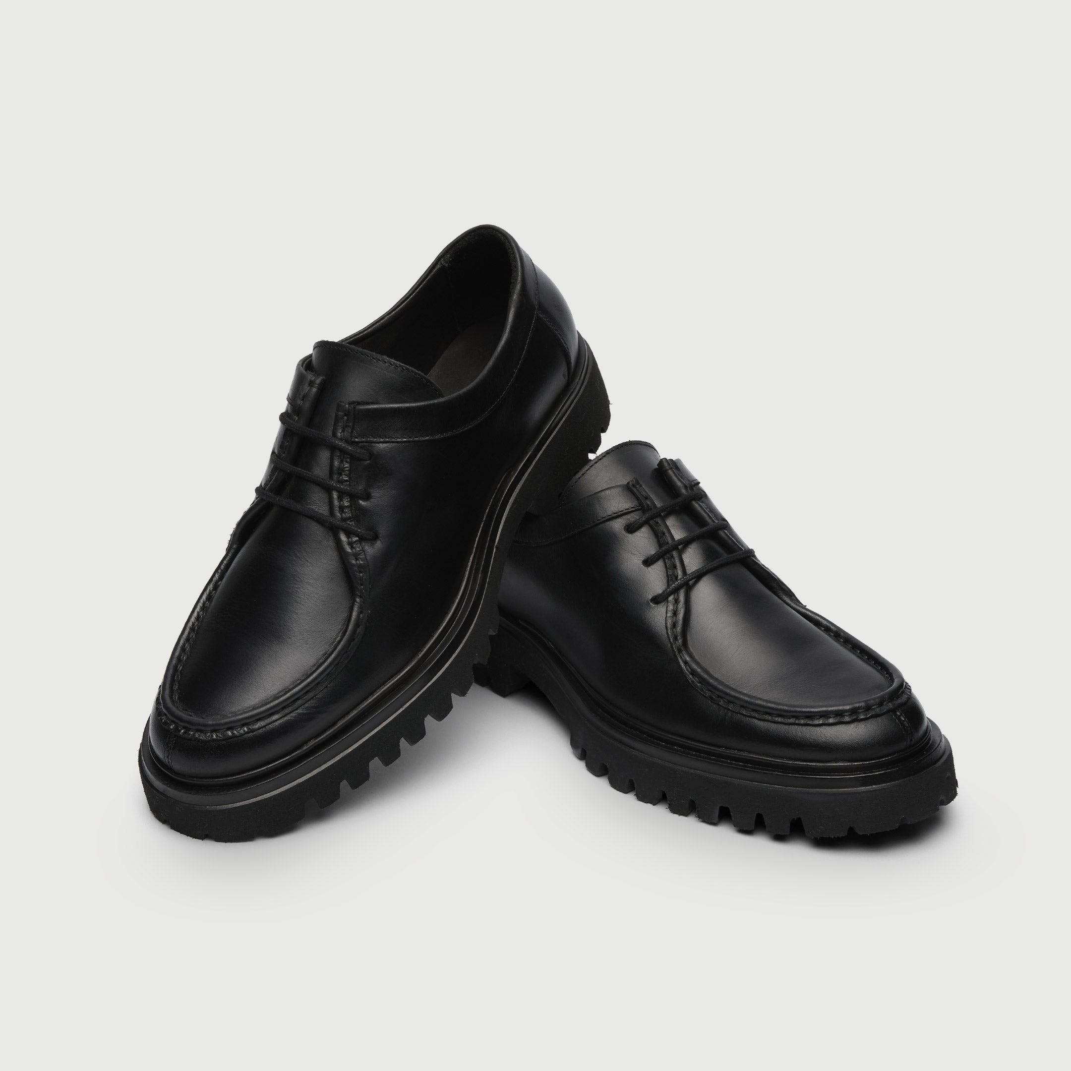 Walk London Men's Boston Apron Shoe in Black Leather