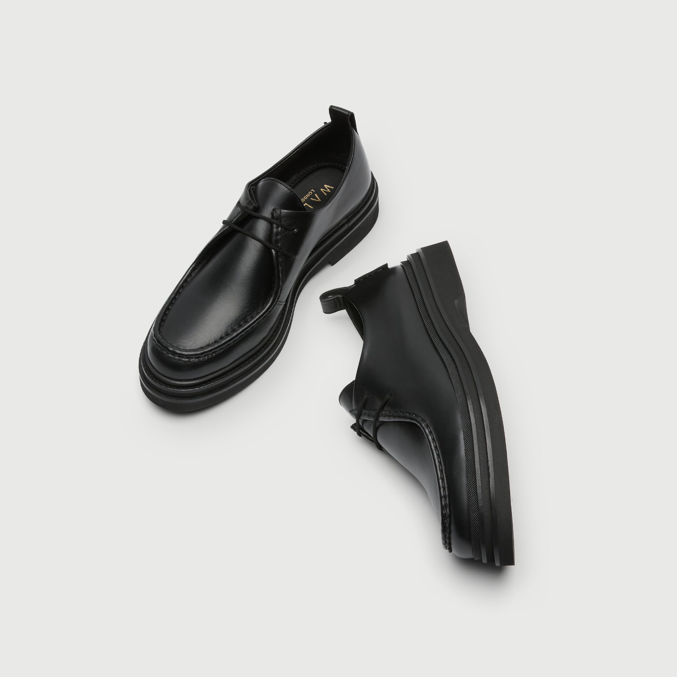 Walk London Mens Brooklyn Apron Shoe in Black Leather