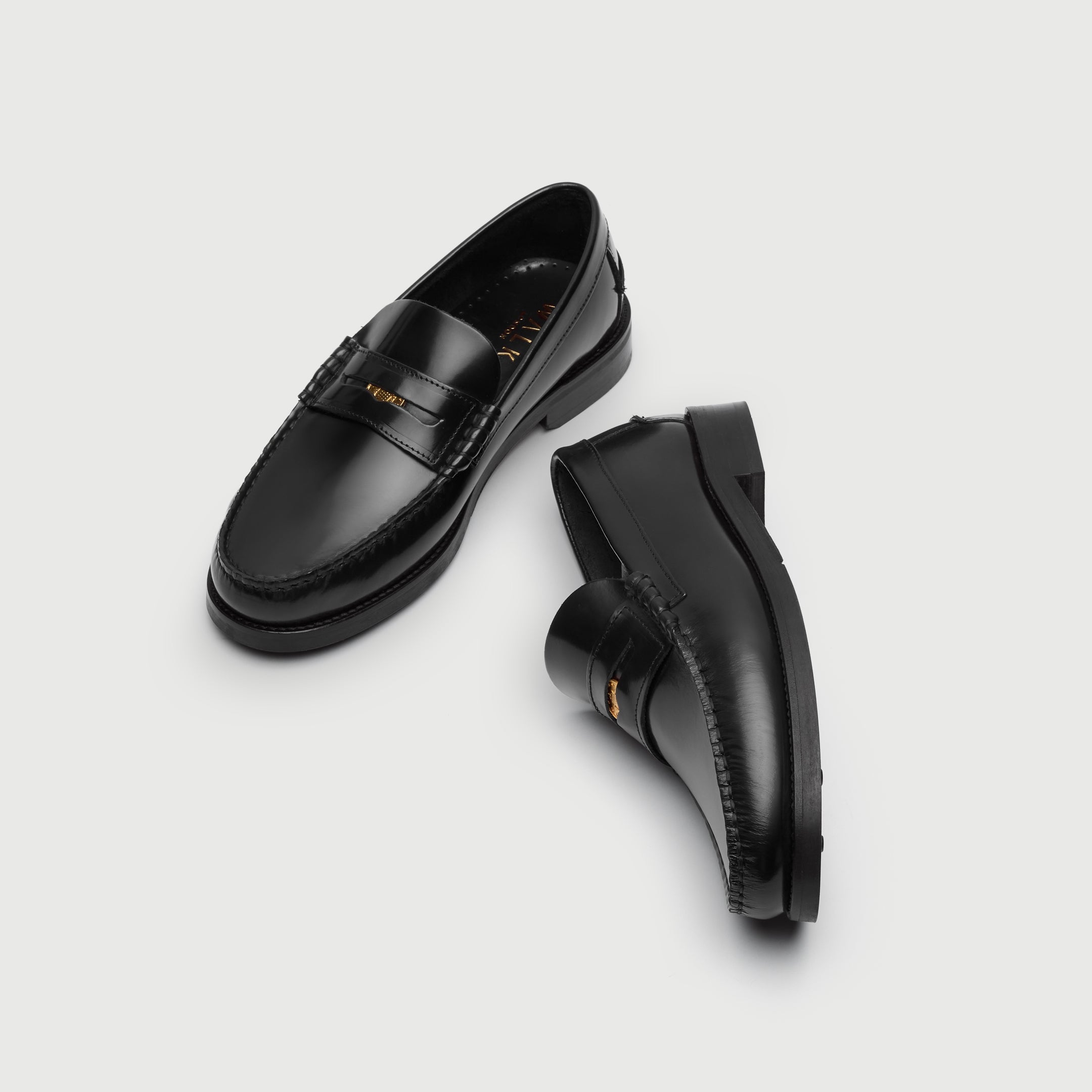 Walk London Mens Dalston Penny Loafer in High Shine Black Leather