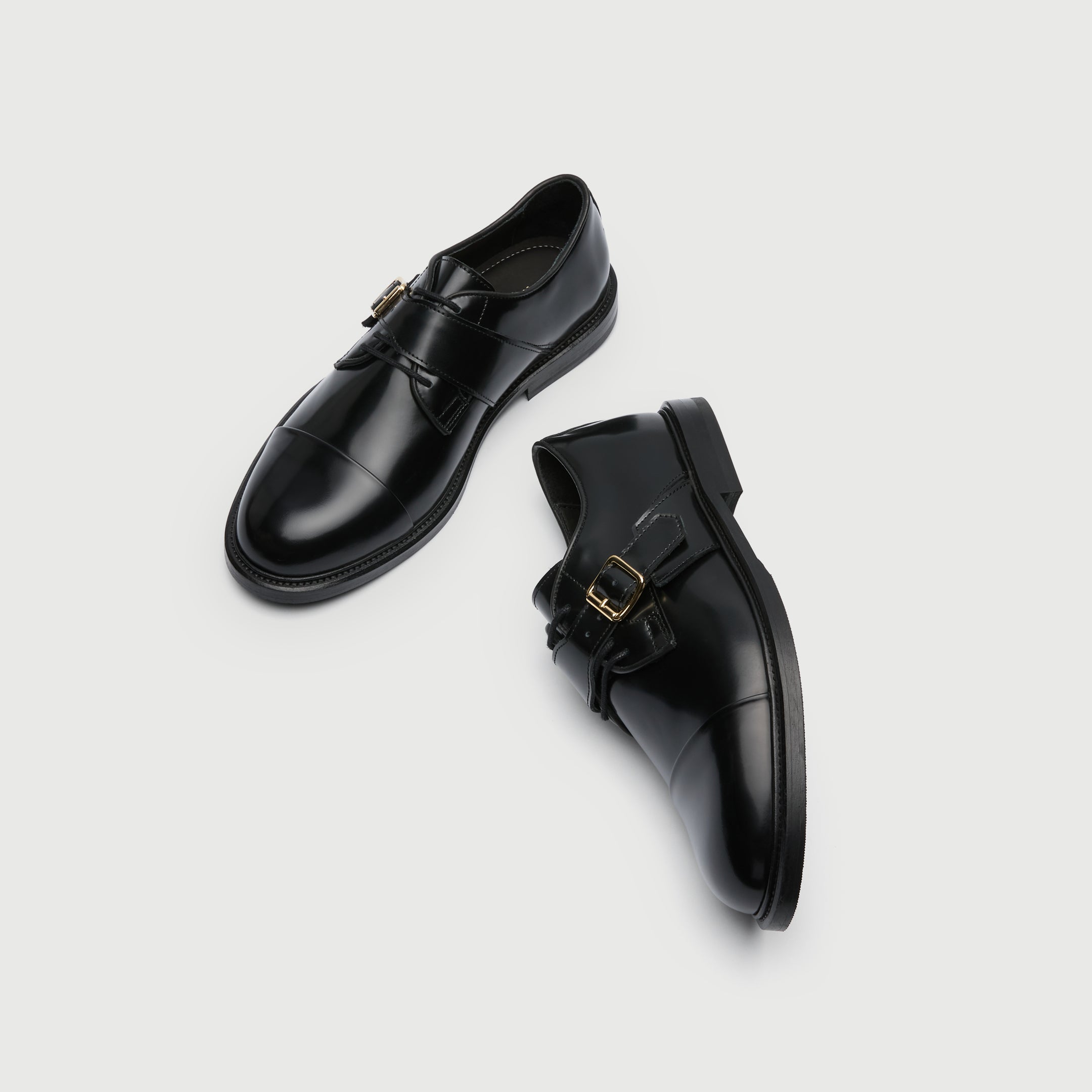 Walk London Mens Greenwich Buckle Shoe in Smooth Black Leather