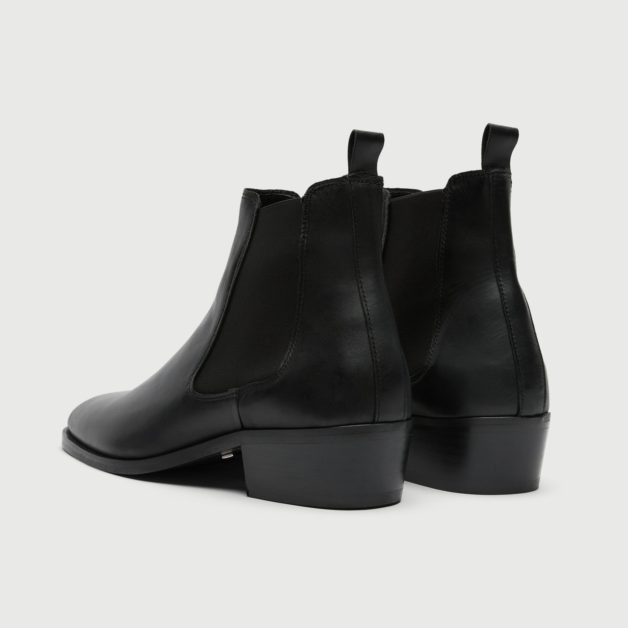 Walk London Mens Hoxton Cuban Heel Chelsea Boot in Black Leather