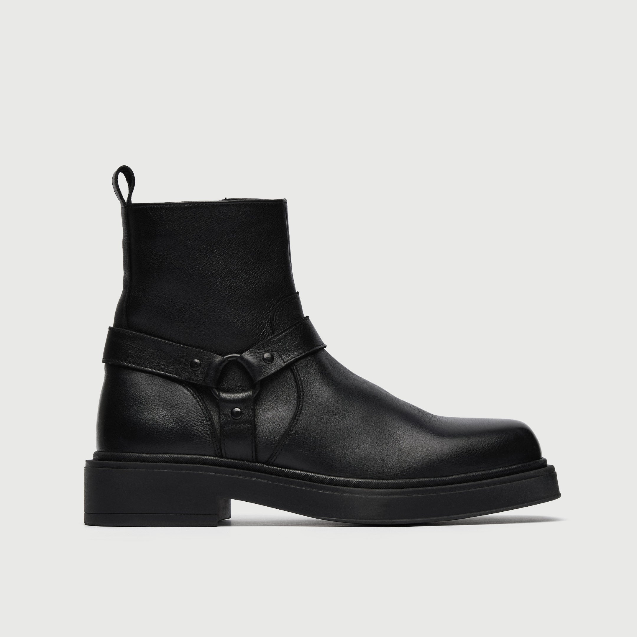 Walk London Men's Islington Buckle Boot in Black Leather