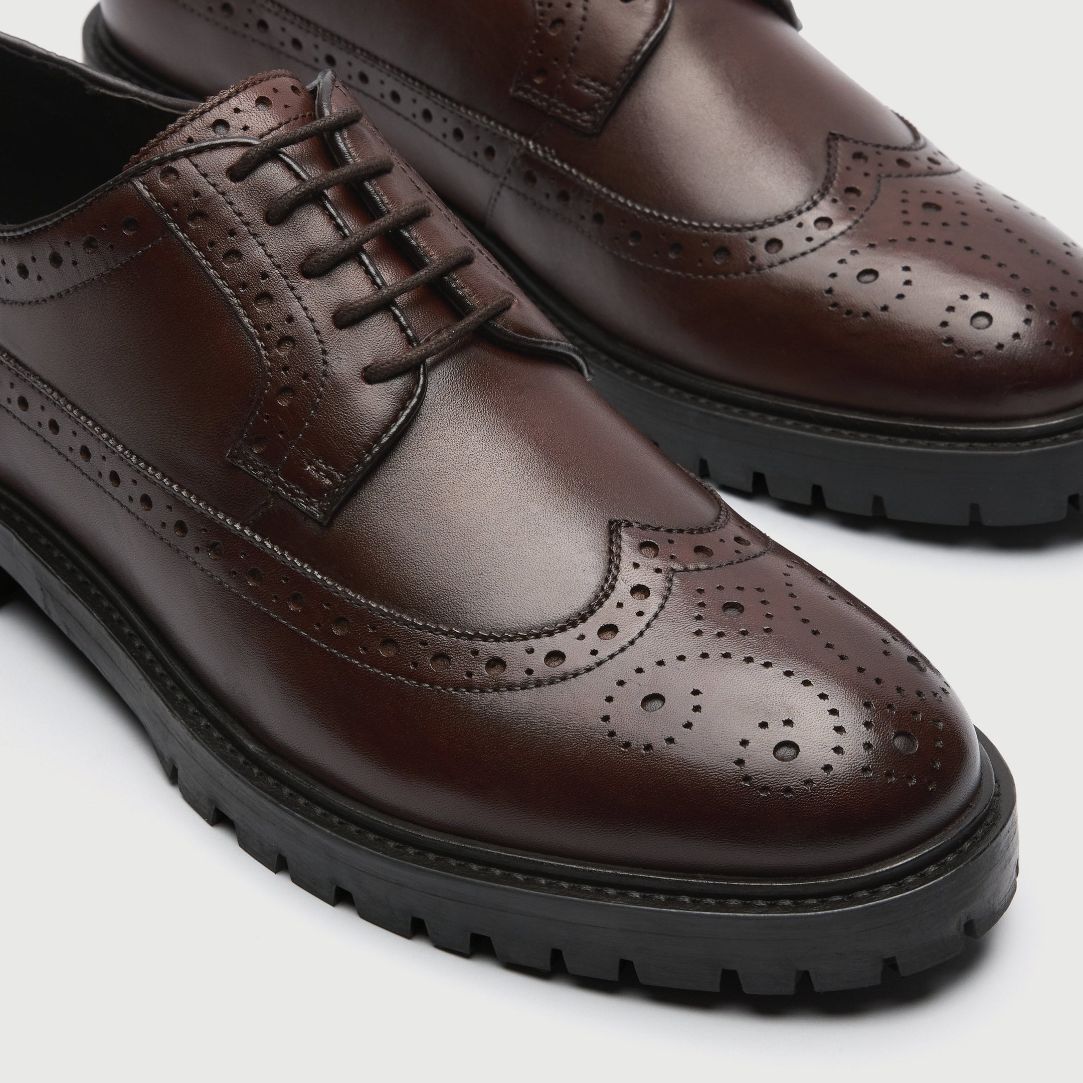 WALK London Mens James Brogue in Brown Leather