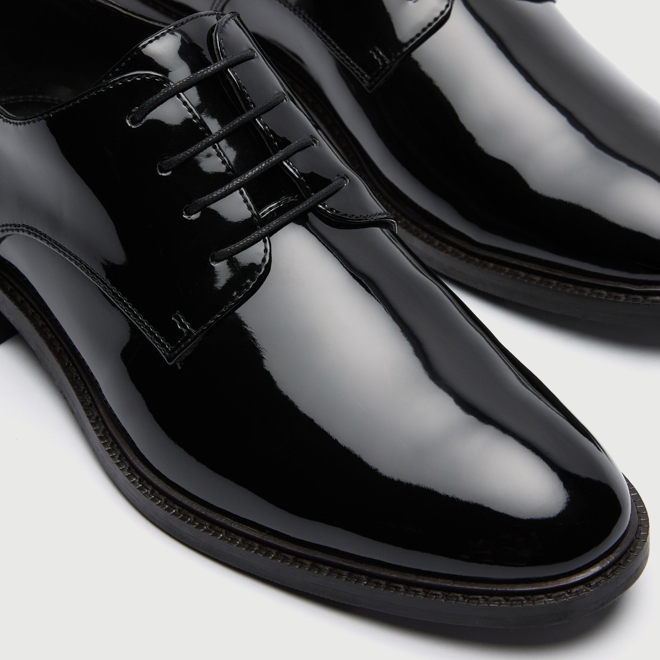 WALK London Men's Oliver Derby Shoe in Black Patent Leather