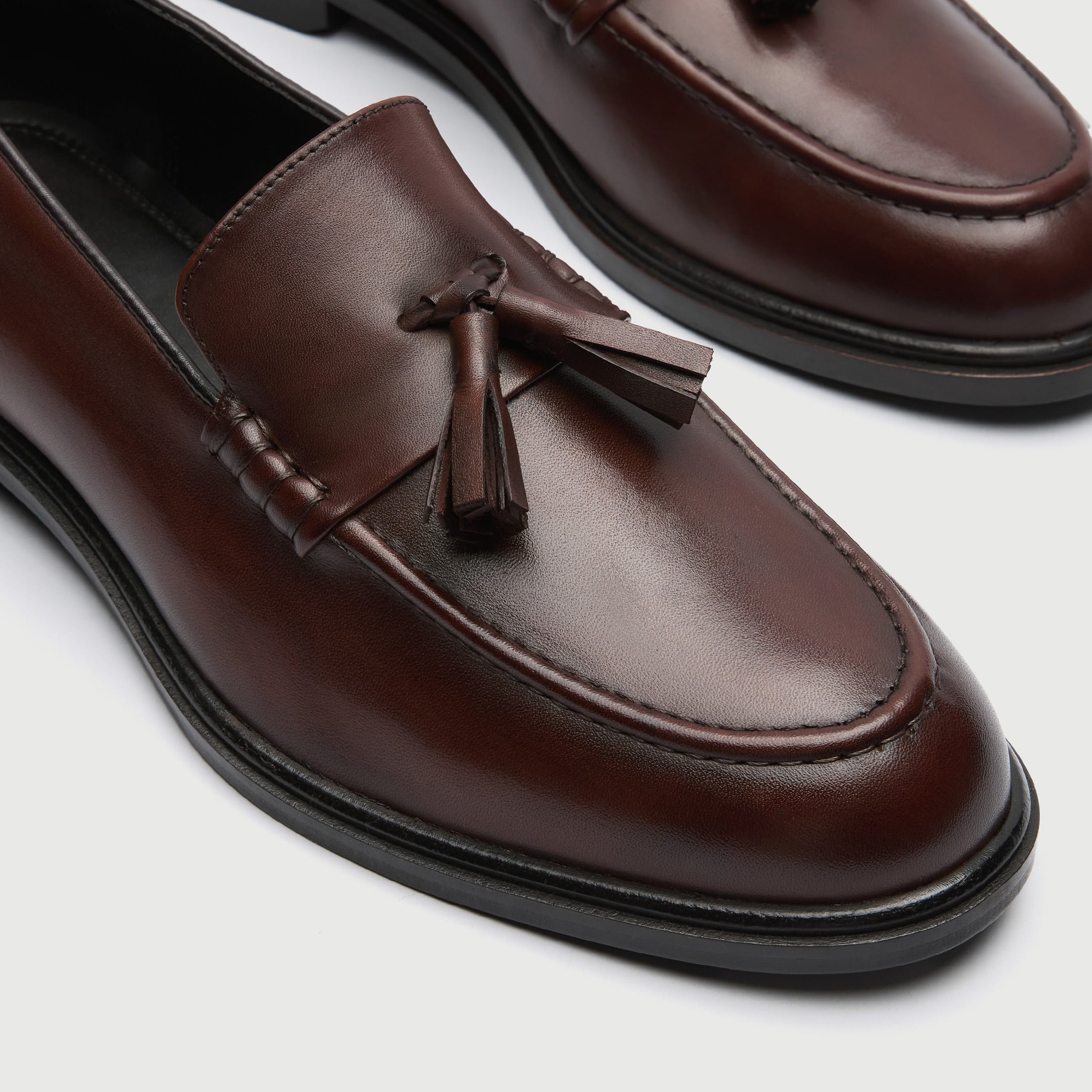 Walk London Mens Putney Tassel Loafer - Brown Leather