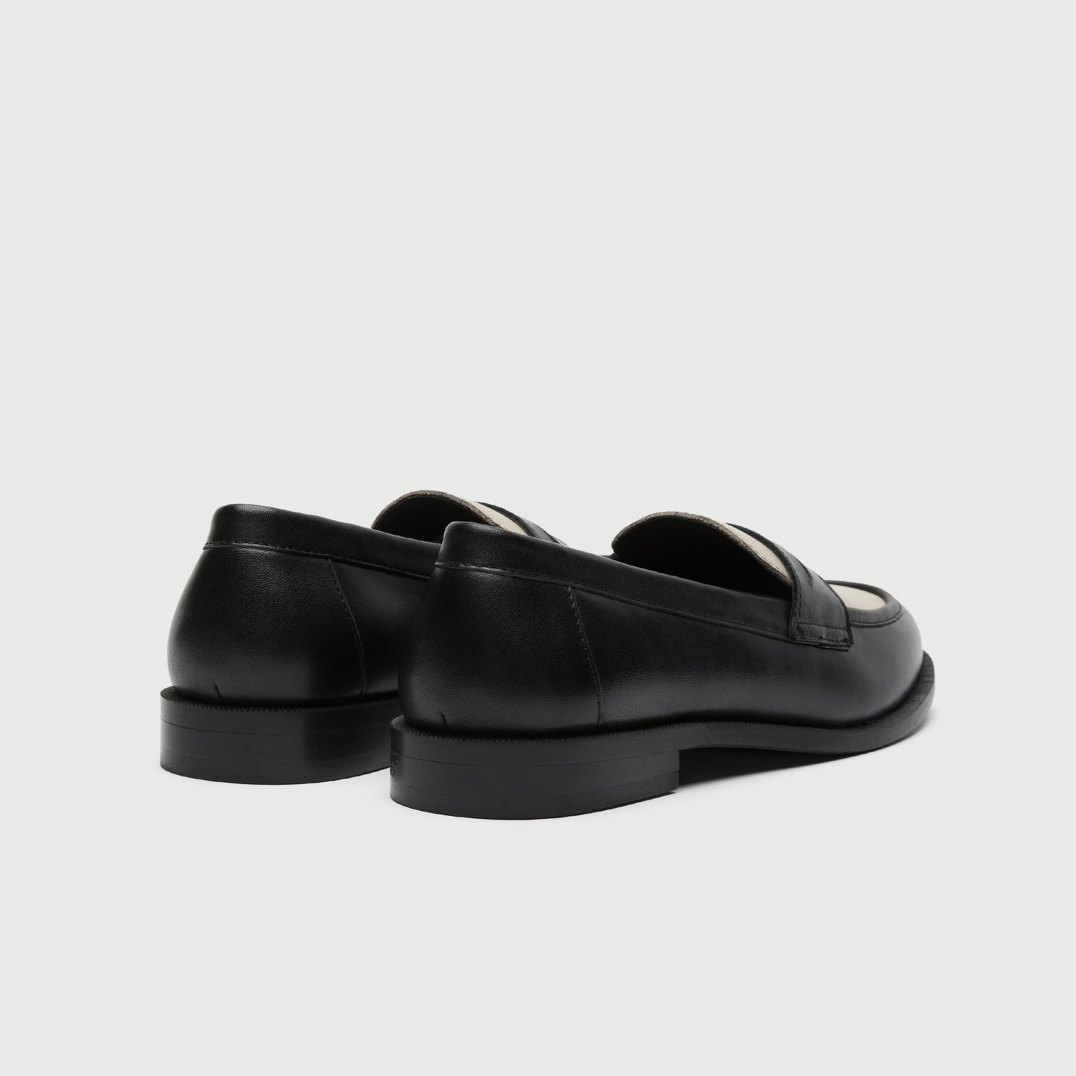 Walk London Womens Rhea Saddle Loafer in Black Leather