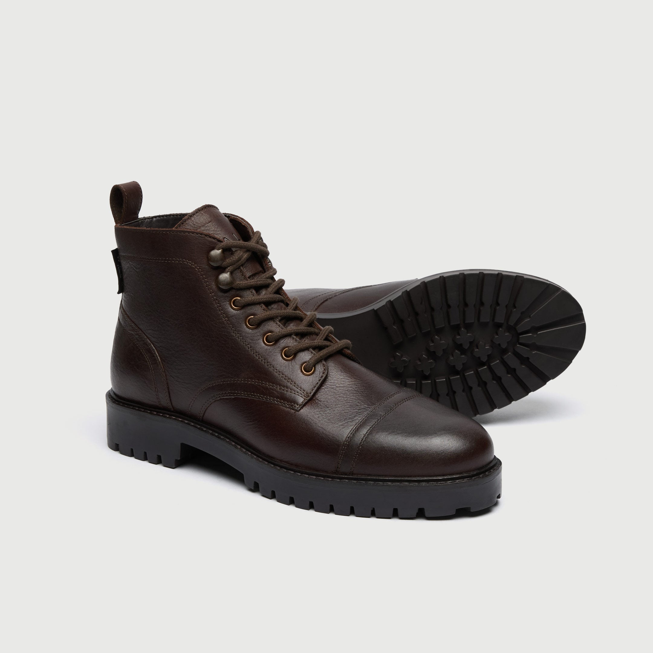 Walk London Mens - Sean Toe Cap Boot - Brown Leather