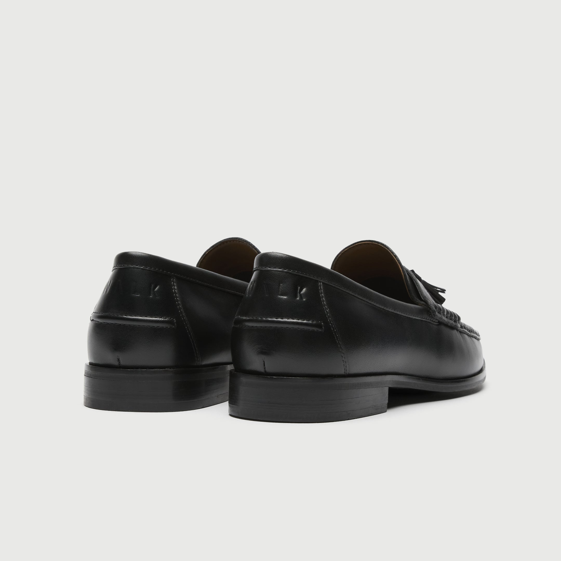 Walk London Mens Tino Tassel Loafer in Black Leather